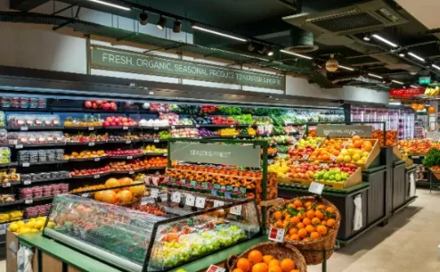 Eficiencia y experiencia en frescos, en un mercado polarizado